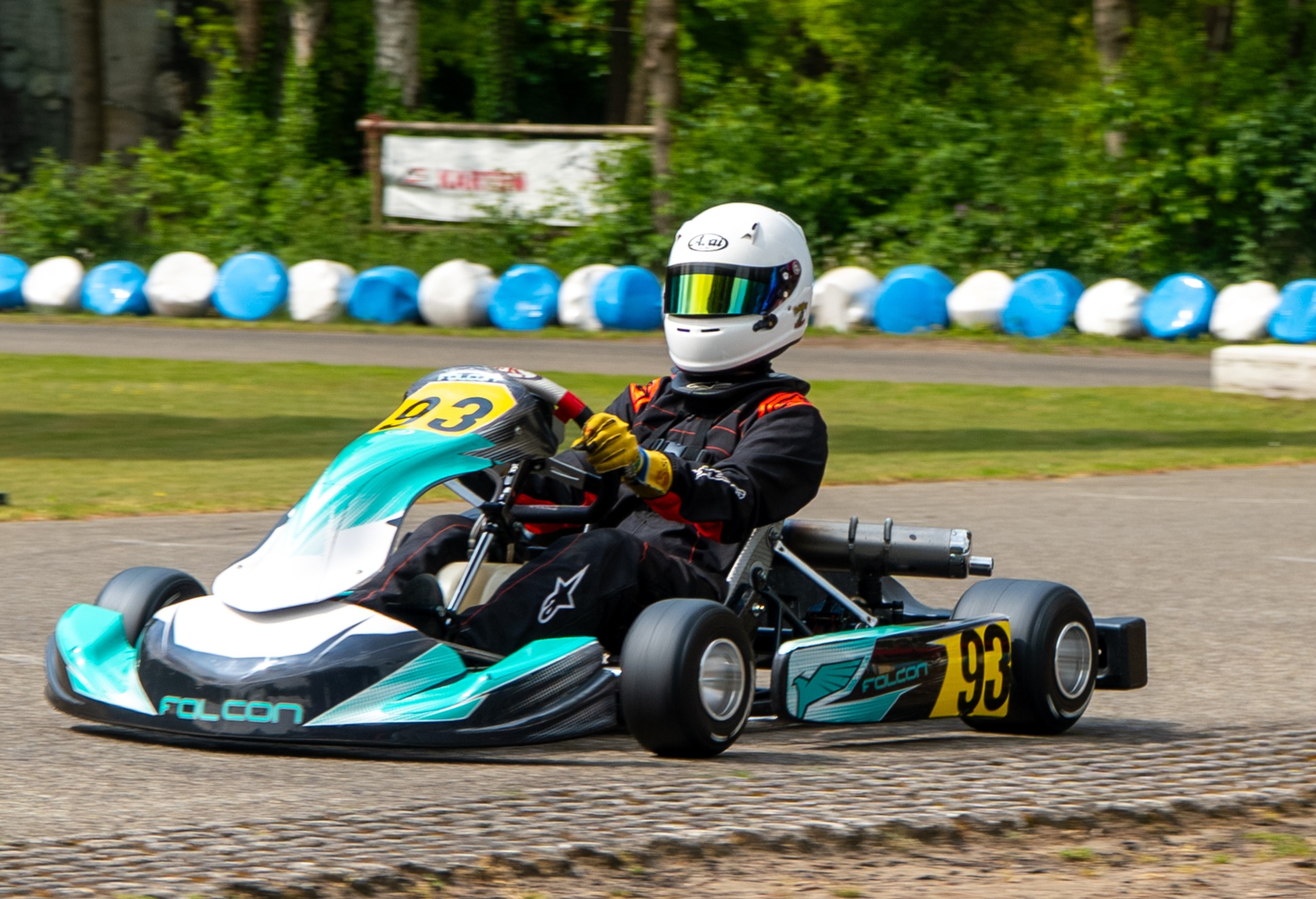 Finn Cretier karting action